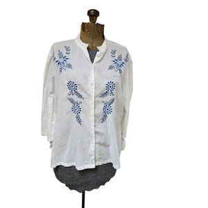Sara Jane Shirt Womens Small Petite White Blue Button Front Embroidered